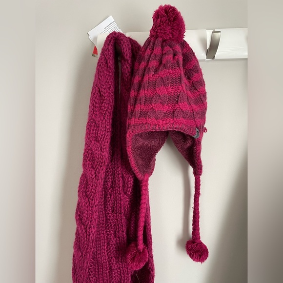 Set of beanie and scarf - Picture 3 of 9